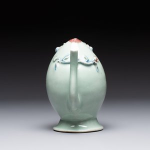 A Chinese copper-red and blue celadon-ground peach-shaped 'cadogan' ewer, Qianlong/Jiaqing — photo 2
