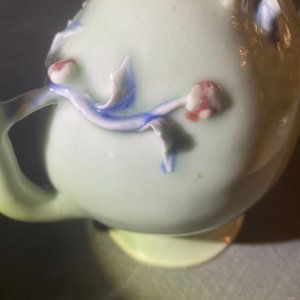 A Chinese copper red and blue celadon-ground peach-shaped cadogan teapot, 18/19th C. — 照片 9