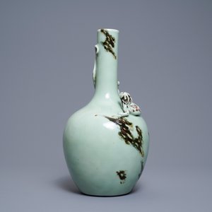 A Chinese copper-red-decorated celadon vase, Qianlong mark and of the period — photo 2