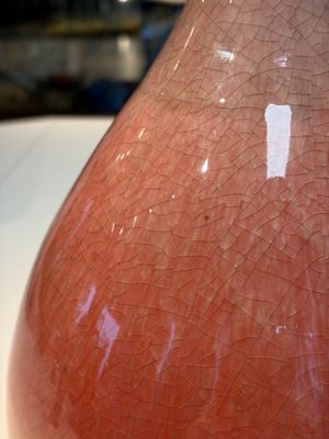 A Chinese copper-red-glazed bottle vase, 18/19th C. — photo 6