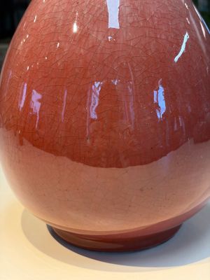 A Chinese copper-red-glazed bottle vase, 18/19th C. — photo 7