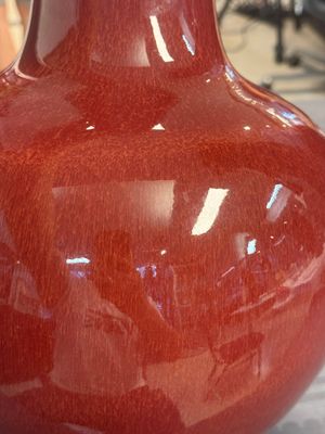 A Chinese copper-red-glazed bottle vase, 19th C. — photo 5