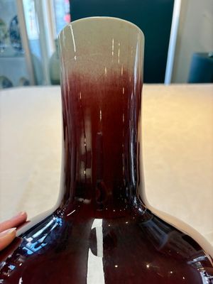 A Chinese copper-red-glazed bottle vase, 20th C. — photo 8