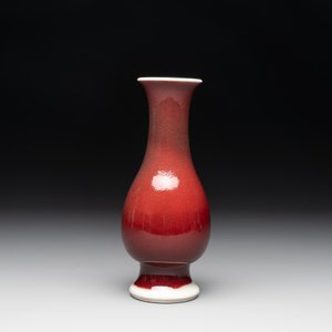 A Chinese copper-red-glazed 'pipa zun' vase, 18th C. — photo 3
