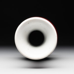 A Chinese copper-red-glazed 'pipa zun' vase, 18th C. — photo 5