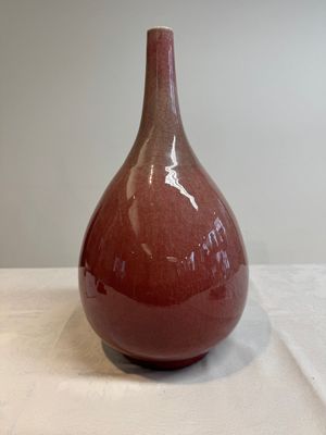 A Chinese copper-red-glazed vase, 18/19th C. — photo 4