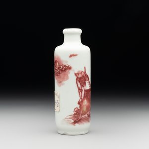 A Chinese copper-red snuff bottle with Li Tieguai, 18/19th C. — photo 4