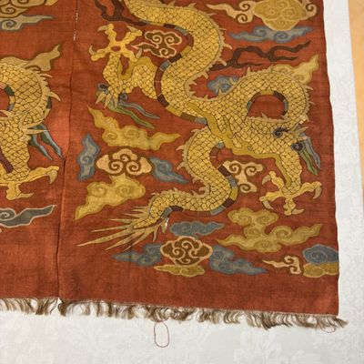 A Chinese coral-ground kesi 'Dragons' panel — photo 24