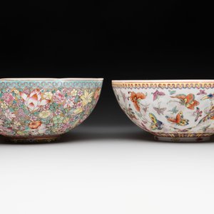 A Chinese coral red-ground vase, a famille rose eggshell vase and two bowls, Qianlong mark, 20th C. — photo 3