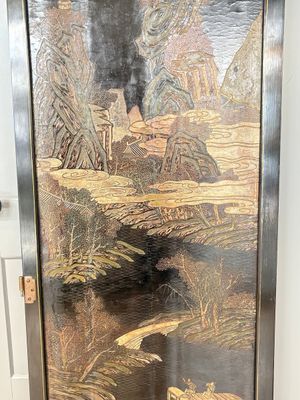 A Chinese Coromandel lacquered four-panel folding screen with mountainous landscapes, 17/18th C. — photo 3