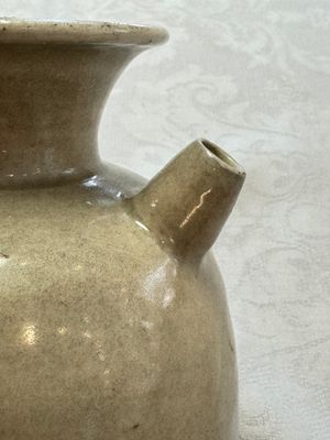 A Chinese cream-glazed ewer with a barrel-shaped body, Hebei/Henan provinces, Tang/Five Dynasties — photo 5