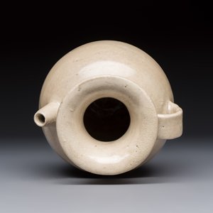 A Chinese cream-glazed ewer with a barrel-shaped body, Hebei/Henan provinces, Tang/Five Dynasties — photo 6