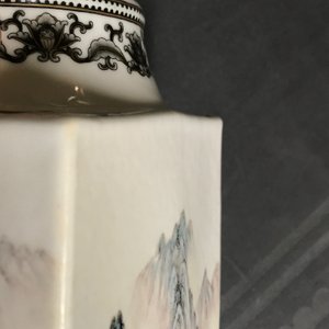 A Chinese Cultural Revolution cong vase, 20th C. — photo 15