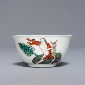 A Chinese cup and saucer with mythological design of Pan playing the lyre, Qianlong — photo 4