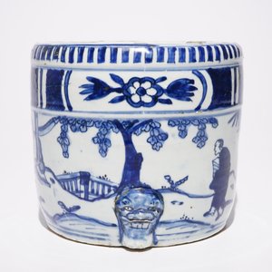 A Chinese cylindrical blue and white censer, Ming, Wanli — photo 3