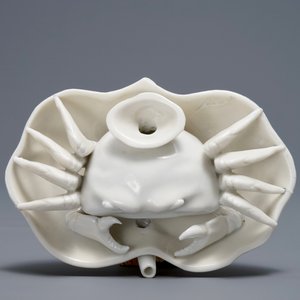 A Chinese Dehua blanc de Chine crab-shaped water dropper, Kangxi — photo 4
