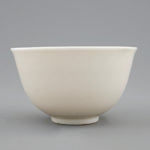 A Chinese Dehua blanc de Chine cup, Kangxi — photo 4