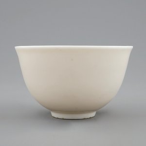 A Chinese Dehua blanc de Chine cup, Kangxi — photo 5