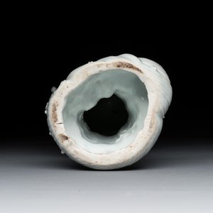 A Chinese Dehua blanc de Chine Damo, Dehua and He Chaozong 何朝宗 mark, 19th C. — photo 6