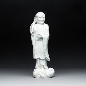 A Chinese Dehua blanc de Chine Damo, Dehua and He Chaozong 何朝宗 marks, 19th C. — foto 1