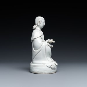 A Chinese Dehua blanc de Chine figure of Guanyin, 19/20th C. — photo 4