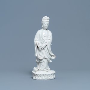 A Chinese Dehua blanc de Chine figure of Guanyin, Kangxi/Qianlong — photo 2