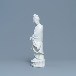 A Chinese Dehua blanc de Chine figure of Guanyin, Kangxi/Qianlong — photo 5