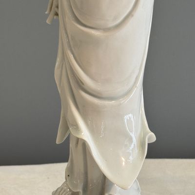 A Chinese Dehua blanc de Chine figure of Guanyin — 照片 19