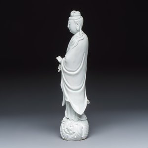 A Chinese Dehua blanc de Chine figure of Guanyin — 照片 3