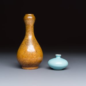 A Chinese Dehua blanc de Chine figure of Luohan and three monochrome wares, one with a wooden stand — photo 9