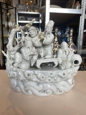 A Chinese Dehua blanc de Chine group of four deities on a boat, Republic — 照片 2