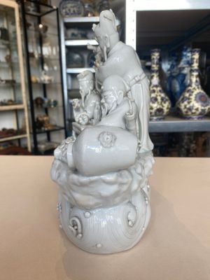 A Chinese Dehua blanc de Chine group of four deities on a boat, Republic — 照片 5