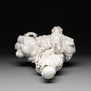 A Chinese Dehua blanc de Chine Guanyin seated on an elephant, 20th C. — foto 6