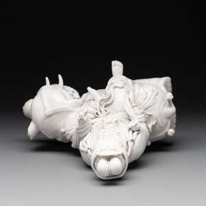 A Chinese Dehua blanc de Chine Guanyin seated on an elephant, 20th C. — photo 6