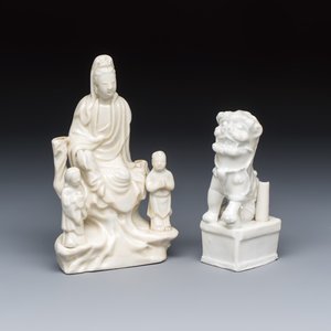 A Chinese Dehua blanc de Chine 'Guanyin with Attendants' group and a 'Buddhist Lion' joss stick holder — photo 1