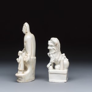 A Chinese Dehua blanc de Chine 'Guanyin with Attendants' group and a 'Buddhist Lion' joss stick holder — photo 3