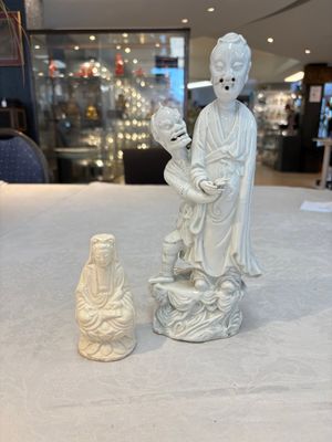 A Chinese Dehua blanc de Chine 'Kuixing' group and a Guanyin, 19th C. — photo 1