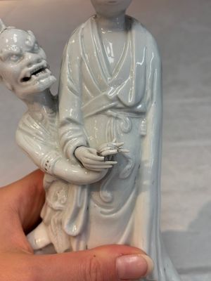 A Chinese Dehua blanc de Chine 'Kuixing' group and a Guanyin, 19th C. — photo 11