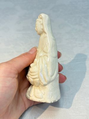 A Chinese Dehua blanc de Chine 'Kuixing' group and a Guanyin, 19th C. — photo 22
