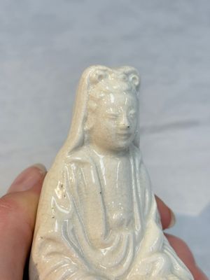 A Chinese Dehua blanc de Chine 'Kuixing' group and a Guanyin, 19th C. — photo 28