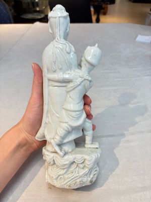 A Chinese Dehua blanc de Chine 'Kuixing' group and a Guanyin, 19th C. — photo 4