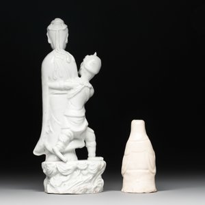 A Chinese Dehua blanc de Chine 'Kuixing' group and a Guanyin, 19th C. — photo 4