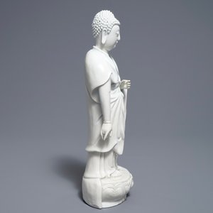 A Chinese Dehua blanc de Chine model of a standing Buddha, impressed mark on the back, Kangxi — 照片 3