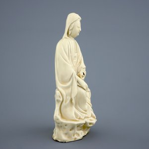 A Chinese Dehua blanc de Chine model of Guanyin, 18th C. — 照片 4