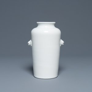 A Chinese Dehua blanc de Chine rouleau vase, Kangxi — photo 4