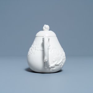 A Chinese Dehua blanc de Chine teapot, inscribed Yi Gong, 18/19th C. — photo 3