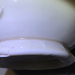 A Chinese Dehua blanc de Chine vase with applied floral designs, Kangxi — 照片 14