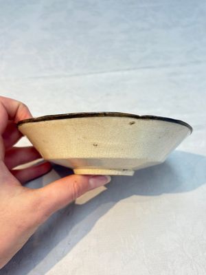 A Chinese ding-type lobed dish with a bronze mount, Song — photo 7