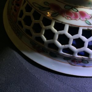 A Chinese double-walled famille rose cup and saucer, Yongzheng/Qianlong — photo 11