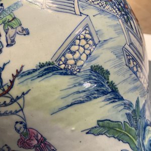 A Chinese doucai '100 boys' vase, Yongzheng/Qianlong — 照片 38